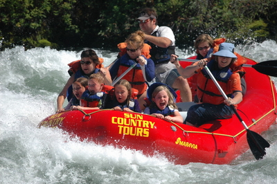 things-to-do-oregon-bend-outdoors-sun-country-tours-river-rafting