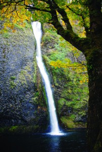 2011-Autumn-Oregon-Travel-Columbia-Gorge-Horsetail-Falls