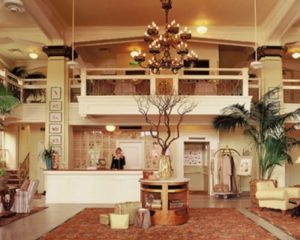 Ashland-Springs-Hotel-southern-oregon-lodging-historic-spa-gym-dining