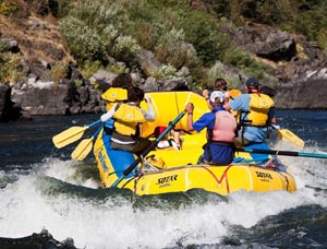 things-to-do-oregon-southern-merlin-wild-rogue-rafting-outdoor
