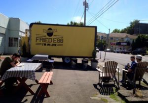 1859-summer-2012-portland-oregon-food-cartographer-fried-egg-im-in-love-cart-and-seating