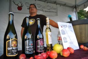 Pete-Mulligan-with-Bull-Run-Cider-courtesy-of-NW-Cider-Assn