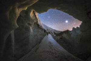 1859_Nov_Dec_2015_Gallery_Ben-Canales_Sandy-Glacier-Pure-Imagination-Cave