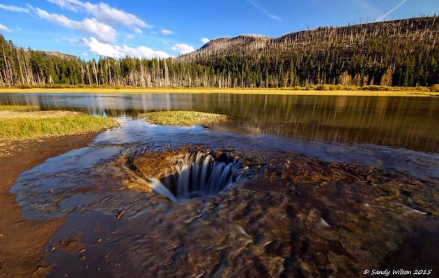 Oregon-Postcard_Lost-Lake-Drain-Hole_Sandy-Wilson_630x400