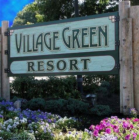 village_green_resort_2015
