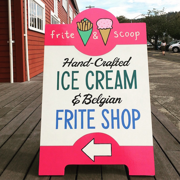 frite and scoop