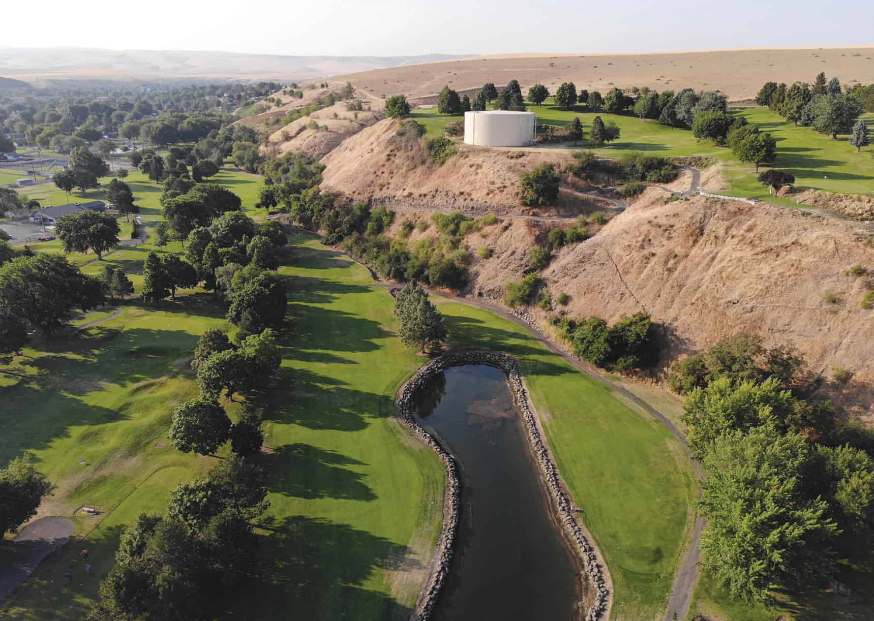 The Milton-Freewater Golf Course puts the valley on display.