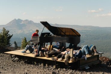 Hunter Noack performs at Mount Bachelor in 2021 as part of his In a Landscape: Classical Music in the Wild outdoor concert series.