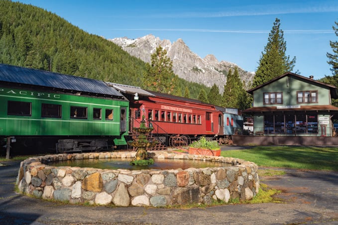 Railroad Park Resort features dining in classic railroad cars.