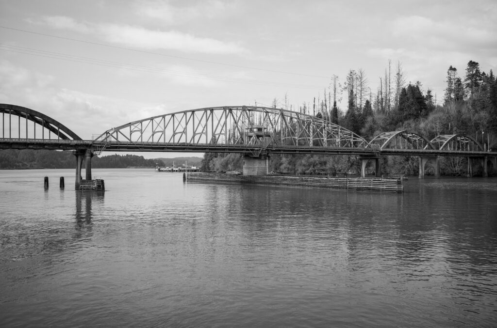 The Umpqua River Bridge can still swing open to accommodate river traffic, the only highway bridge in the state to do so.